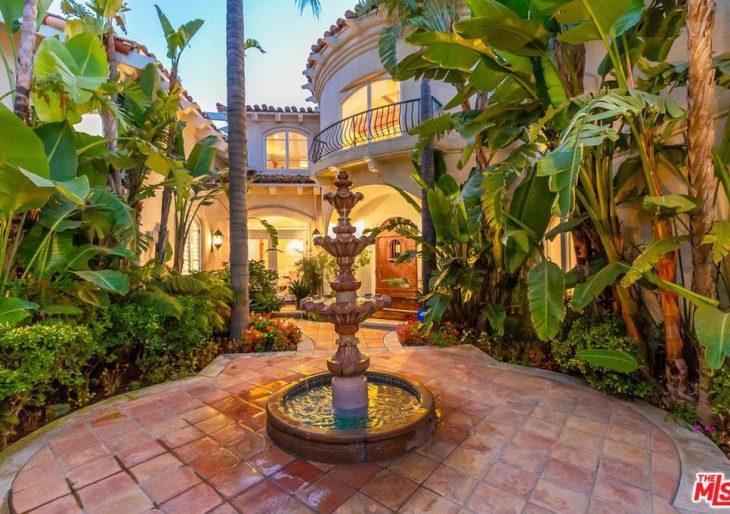 John Travolta Scoops Up Calabasas Home for $2.7M