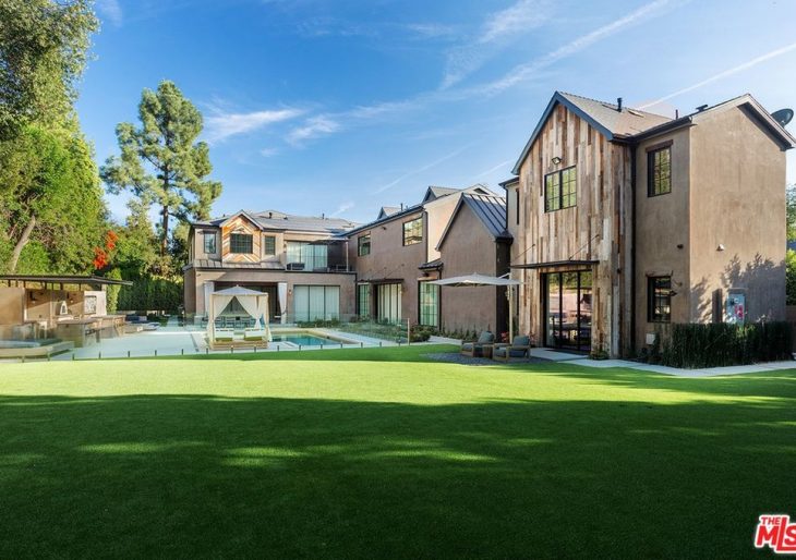 Kelly Clarkson Looking to Part Ways With Recently Completed Encino Manse for $10M