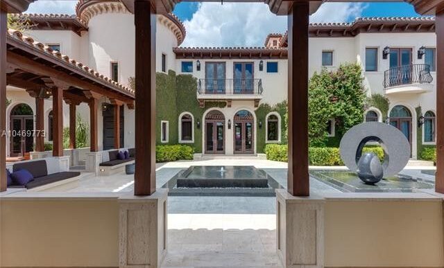 Billionaire Josh Harris Picking Up Luxuriant Florida Spread for $32M