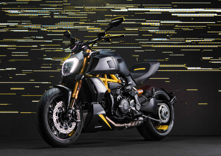 2022 Ducati Diavel 1260 S Black and Steel Adds Visual Flash