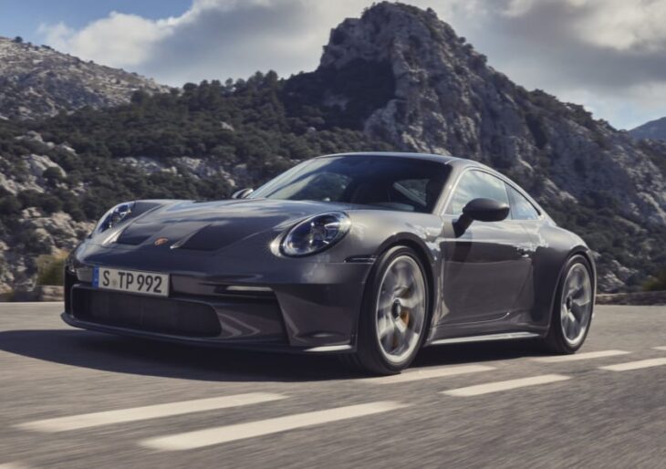 2022 Porsche 911 GT3 Touring Is a More Gentlemanly GT3