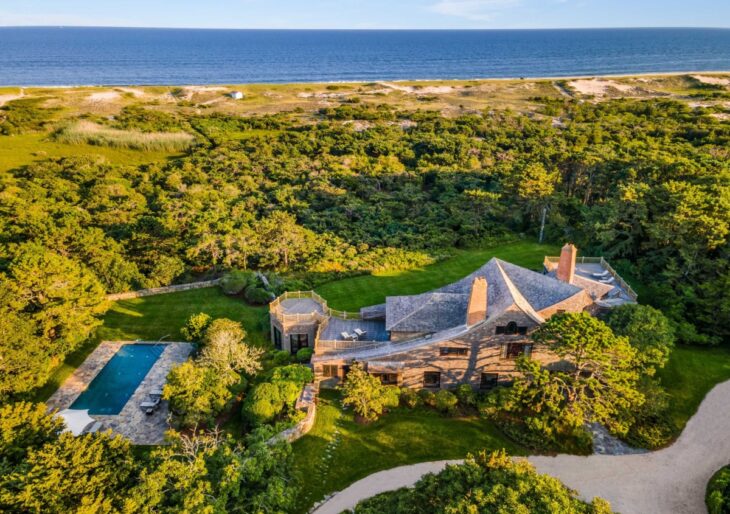 Billionaire Peloton Founder and CEO John Foley Snaps Up Hamptons Retreat for Above-Ask $55M