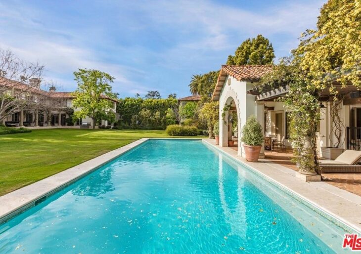 Jim Belushi Completes Sale of Charming L.A. Spread for $30M