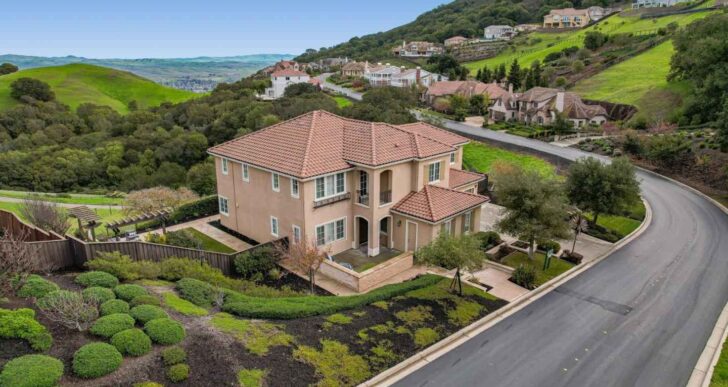 Six-Time Pro Bowler Khalil Mack Selling Bay Area Retreat for $2.9M