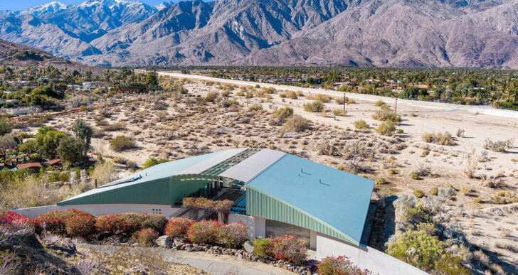 Striking Architectural in Palm Springs Listed for $3.5M