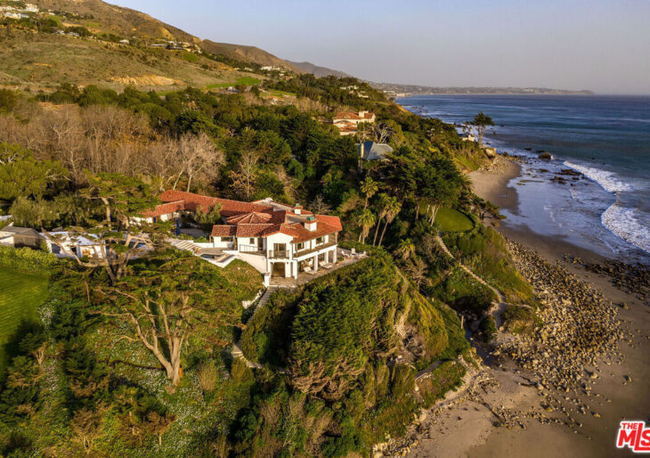 Financier Adam Weiss and Actress Barret Swatek Asking $99.5M for Malibu Home They Purchased From Cindy Crawford