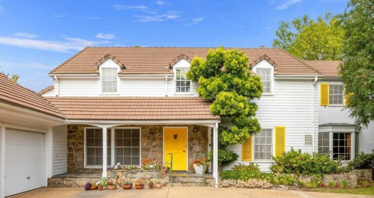 Betty White’s L.A. Home on the Market for Land Value at $10.6M