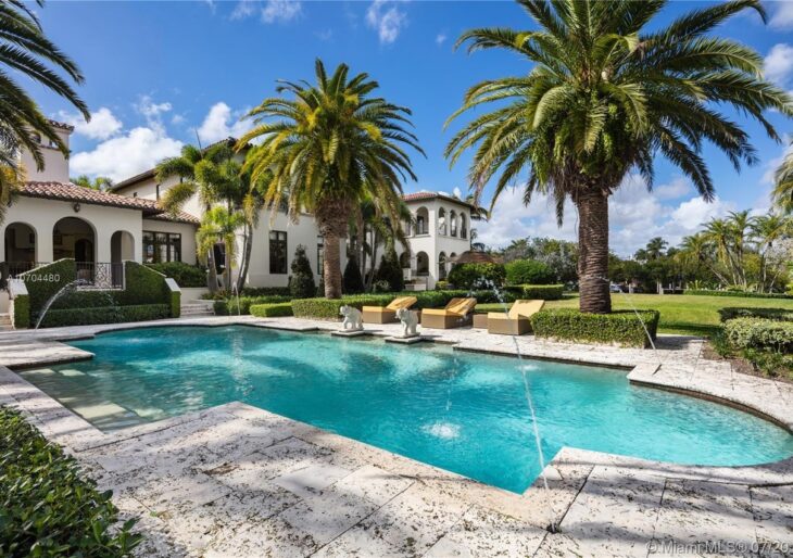 Jeff Bezos’ Parents Splurge $74M on Pair of Homes in Florida