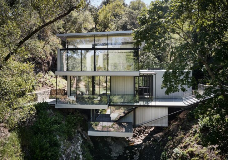 Suspension House in Napa by Fourgeron Architecture