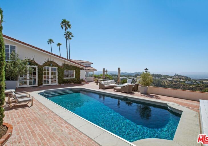 Thomas Middleditch Sells L.A. Home for Above-Ask $4.6M