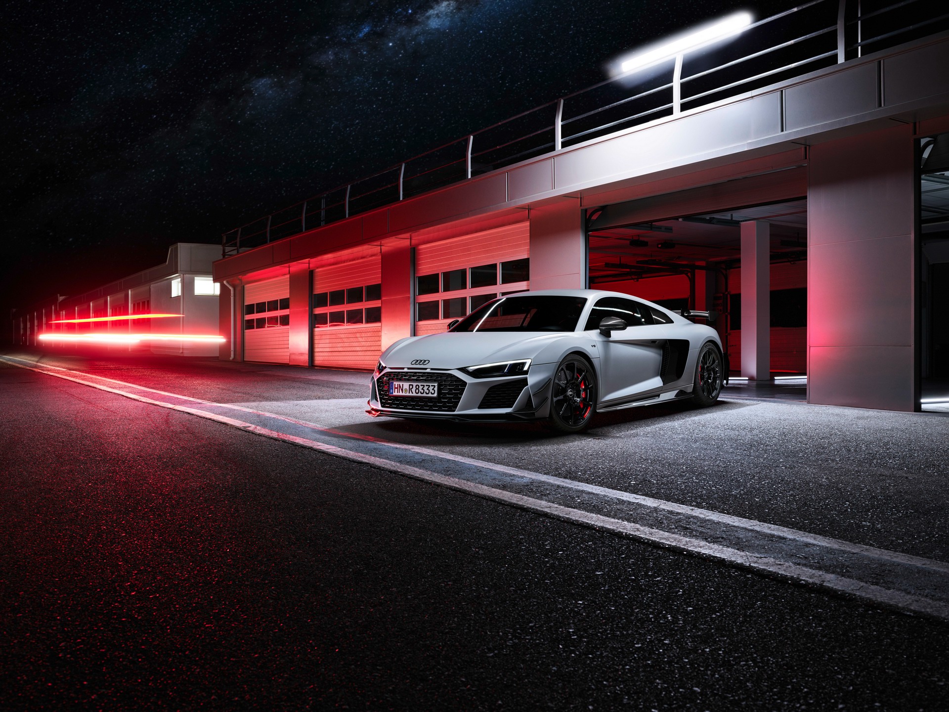 Audi R8 Coupé V10 GT RWD Revealed: Performance & Price