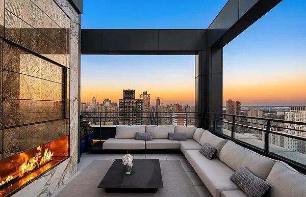 Billionaire Larry Robbins Lists Luxuriant Manhattan Penthouse for $55M